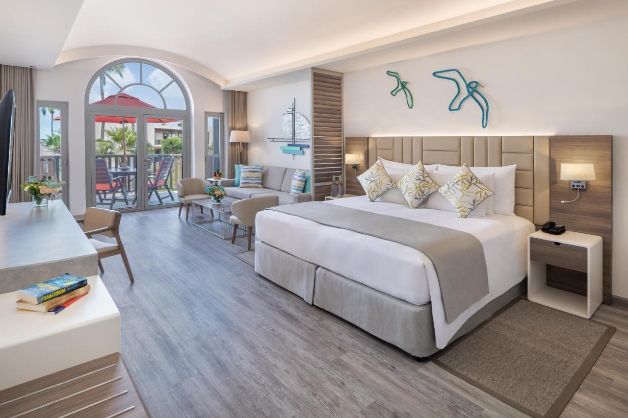 Garden View Junior Suite Dedicated Pool & Private Beach Access